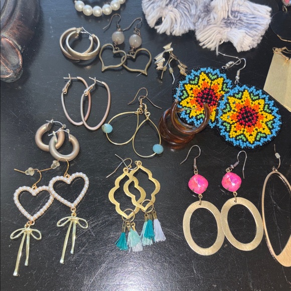 Colorful Earring Collection - Picture 4 of 5